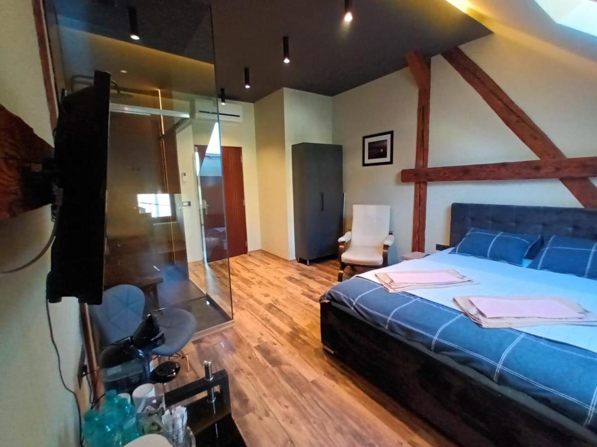Apartament Eminescu 1 Mediaş Εξωτερικό φωτογραφία